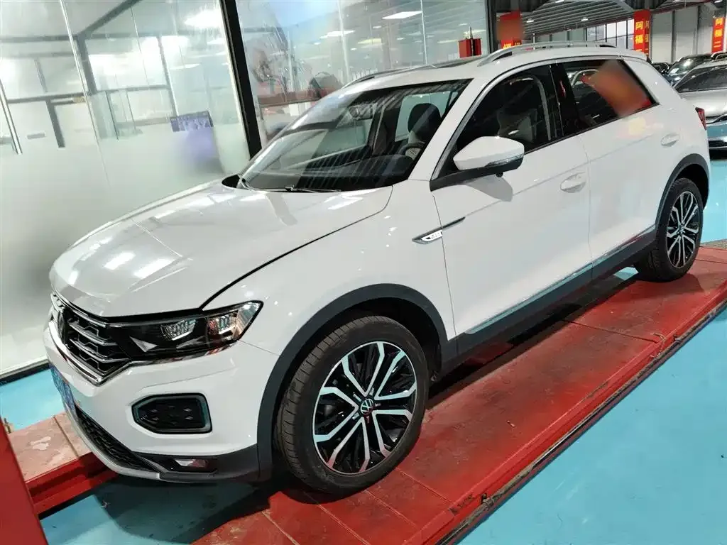 Volkswagen T-Roc 2023 из CN, фото 3