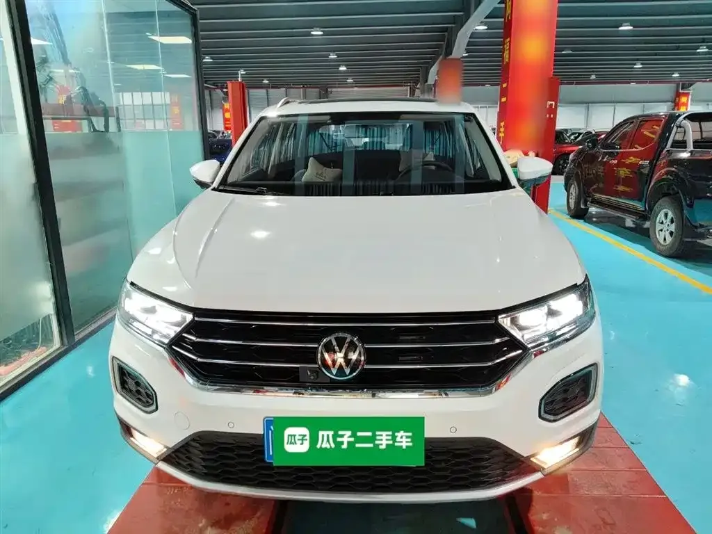 Volkswagen T-Roc 2023 из CN, фото 10