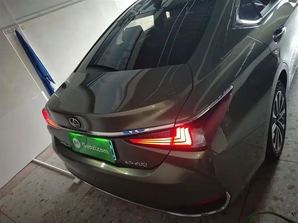 Lexus ES 2023 из CN, фото 3