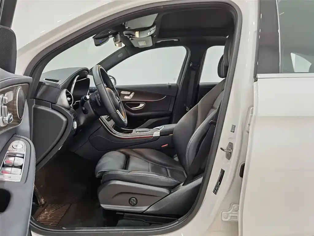 Mercedes-Benz GLC 2021 из CN, фото 8
