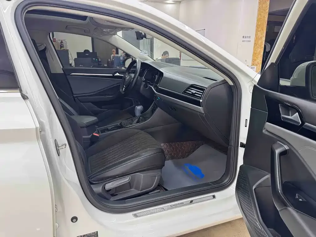 Volkswagen Sagitar 2022 из CN, фото 10