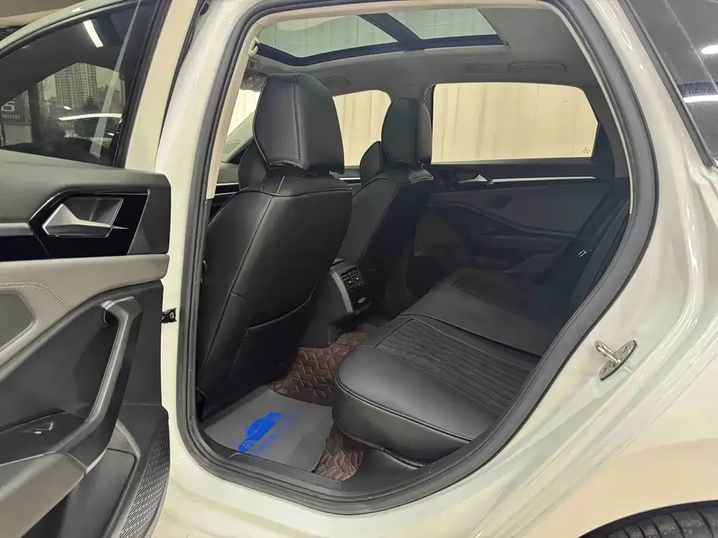 Volkswagen Sagitar 2022 из CN, фото 7