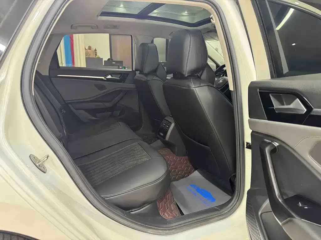 Volkswagen Sagitar 2022 из CN, фото 6