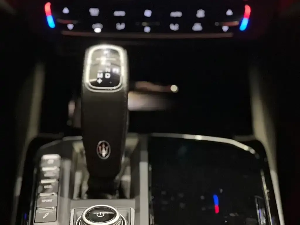 Maserati Levante 2021 из CN, фото 6