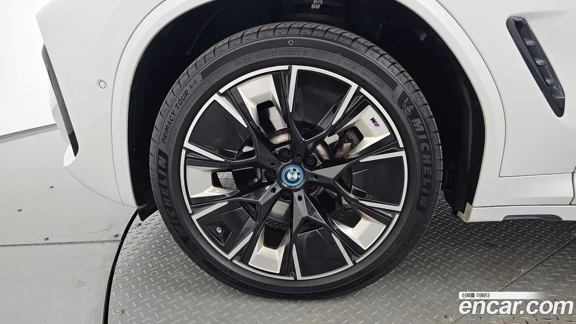 BMW iX3 2023 из KR, фото 4
