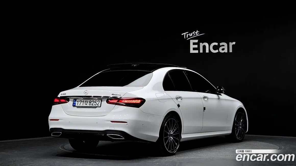Mercedes-Benz E-Class 2023 из KR, фото 2