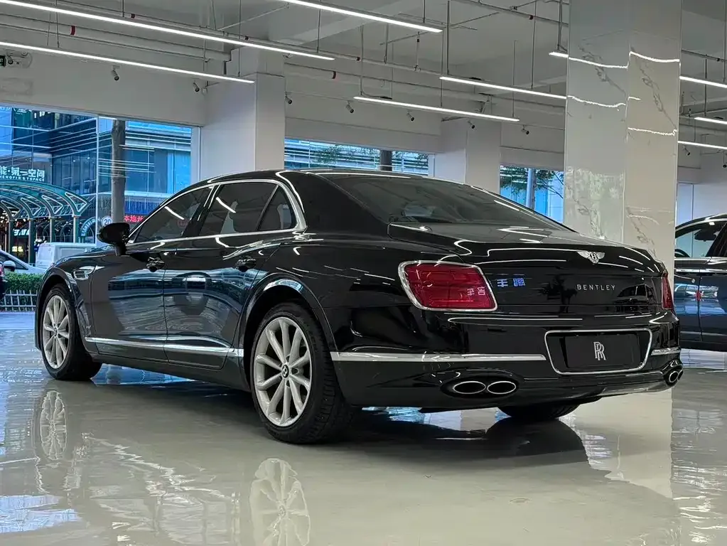 Bentley Flying Spur 2022 из CN, фото 7