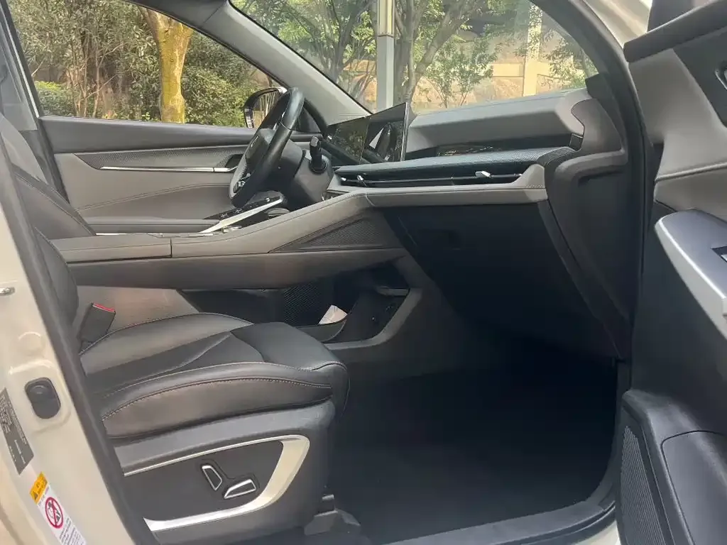Changan CS75PLUS 2023 из CN, фото 5