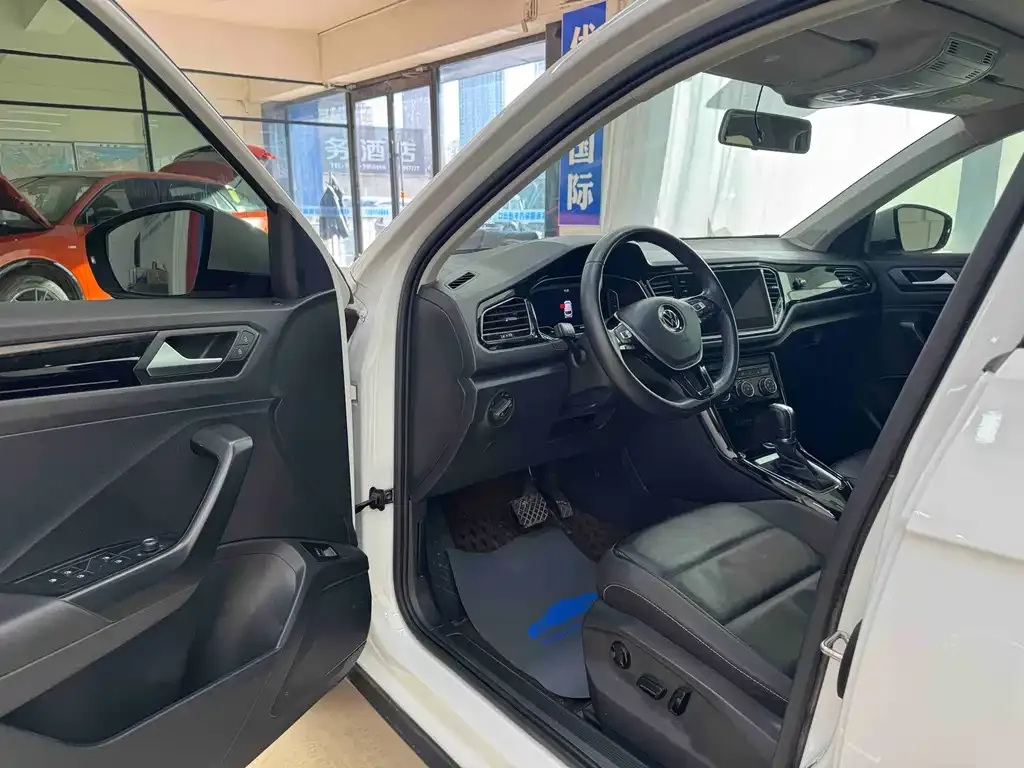 Volkswagen T-Roc 2022 из CN, фото 6
