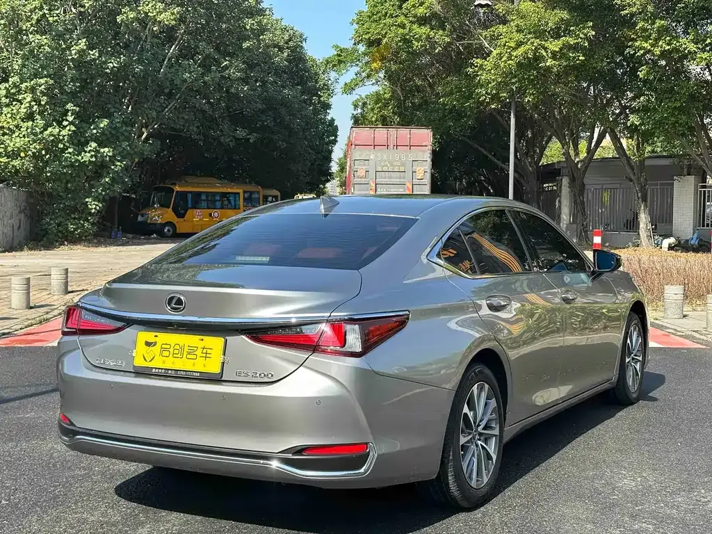 Lexus ES 2023 из CN, фото 9