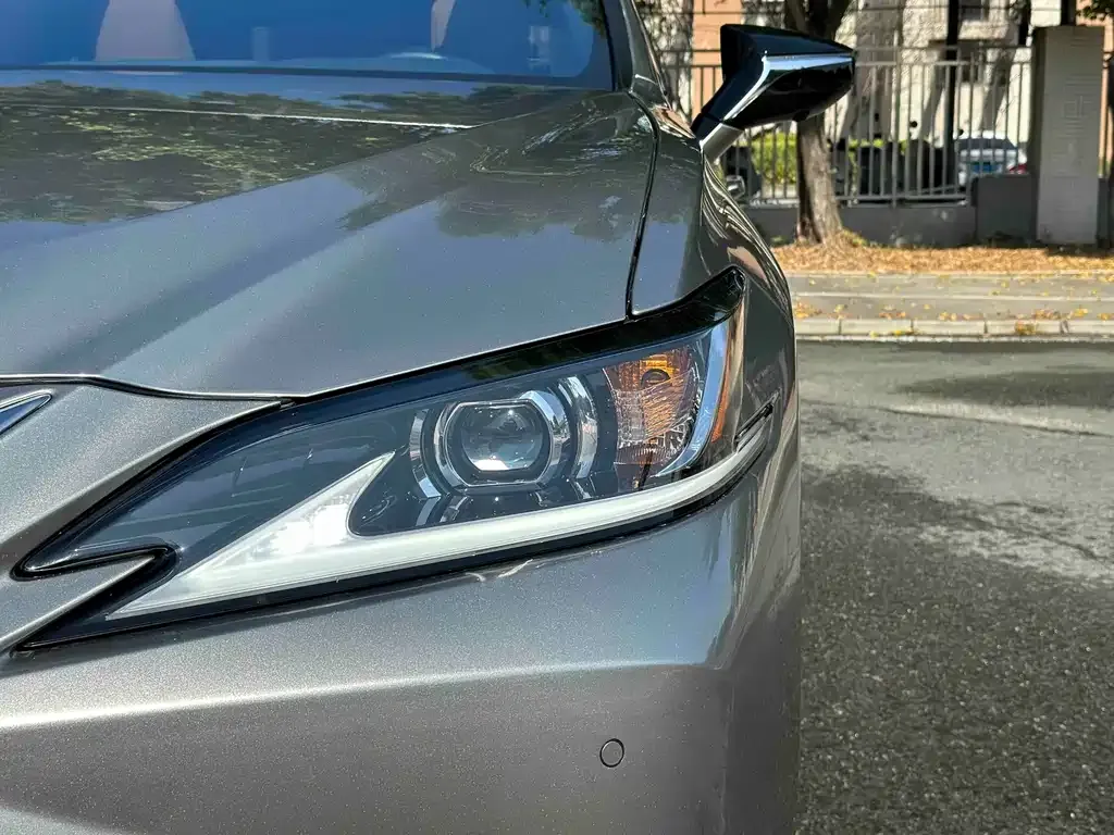Lexus ES 2023 из CN, фото 7