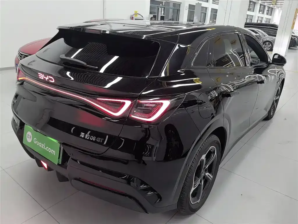 BYD Seal 06GT — фото 6