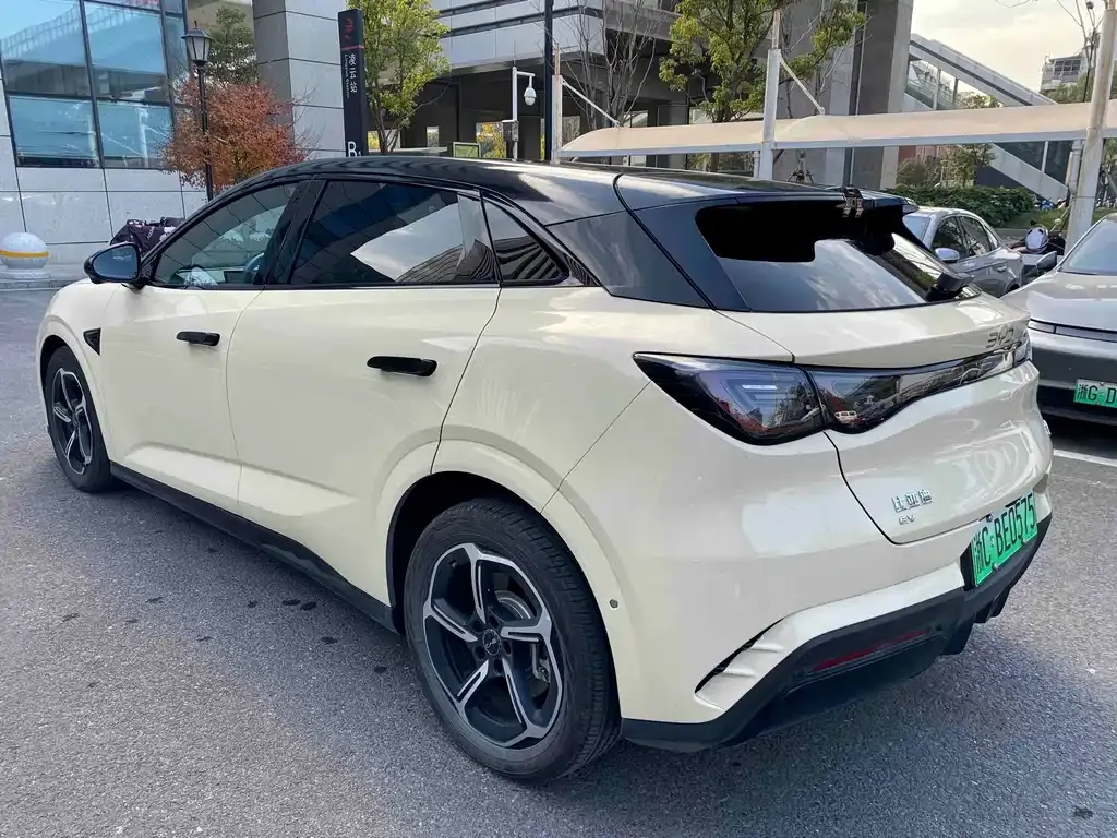 BYD Seal 06GT — фото 6
