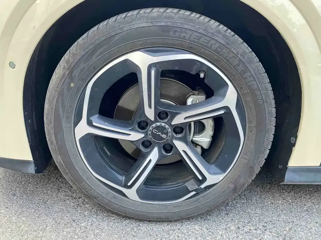 BYD Seal 06GT — фото 8