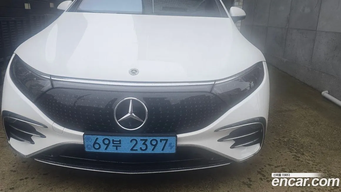 Mercedes-Benz EQS 2023 из KR, фото 2