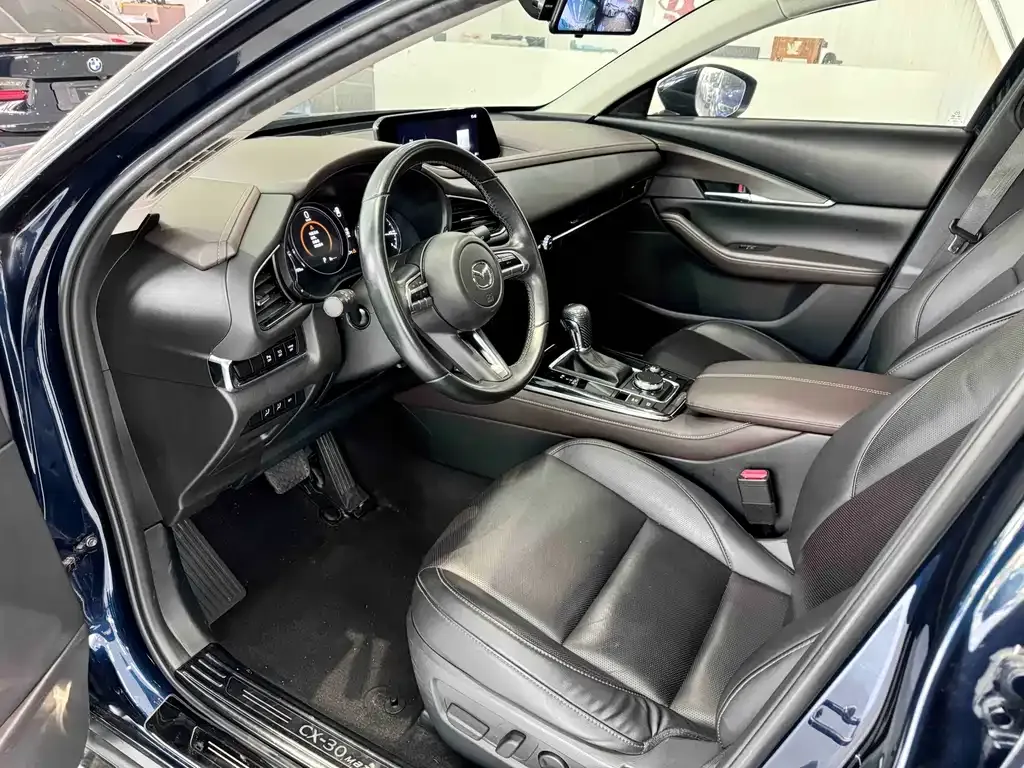 Mazda CX-30 2022 из CN, фото 6
