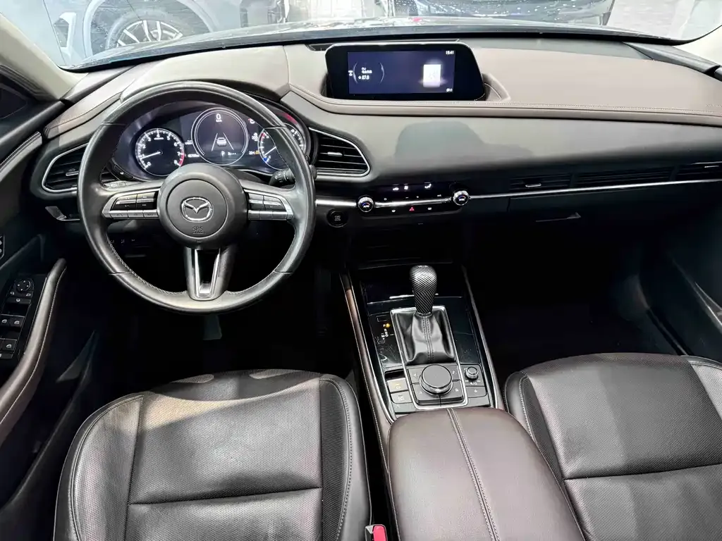 Mazda CX-30 2022 из CN, фото 8