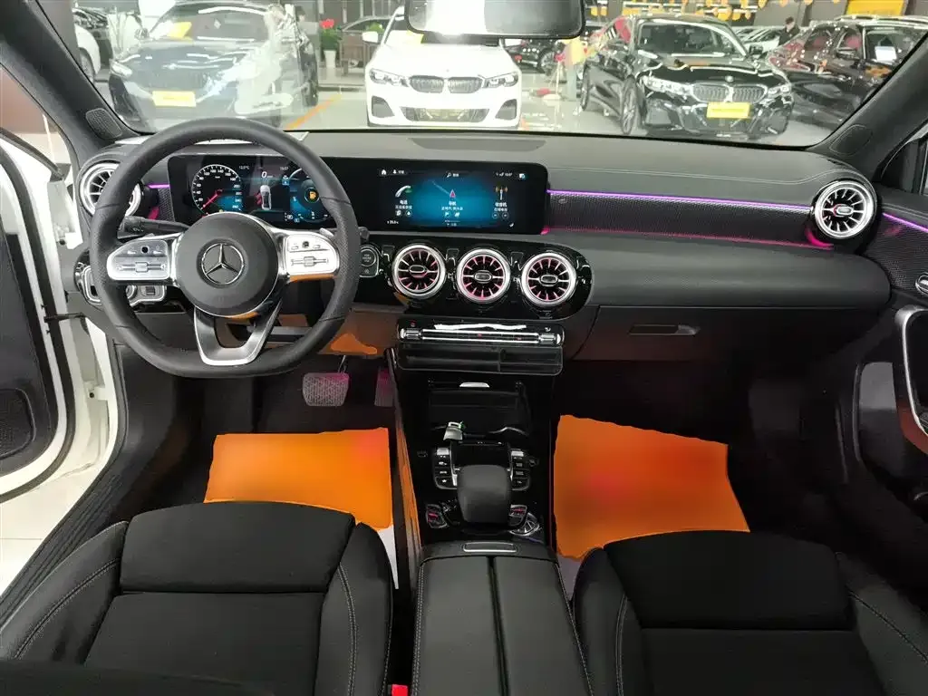 Mercedes-Benz A-Class 2023 из CN, фото 10