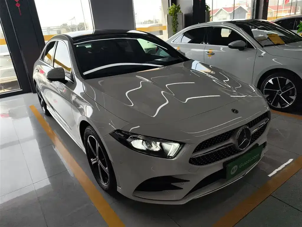 Mercedes-Benz A-Class 2023 из CN, фото 2
