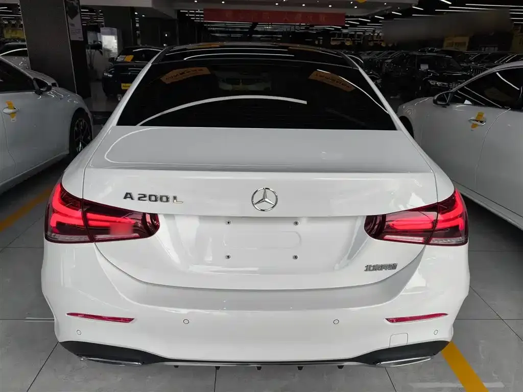 Mercedes-Benz A-Class 2023 из CN, фото 3
