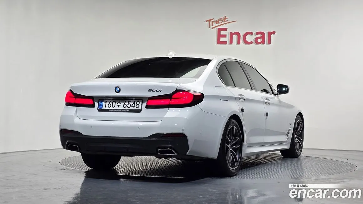 BMW 5-Series 2022 из KR, фото 9