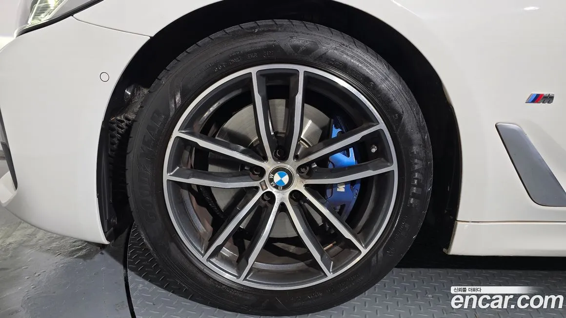BMW 5-Series 2022 из KR, фото 4