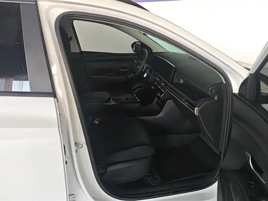 Hyundai Tucson 2025 из CN, фото 8