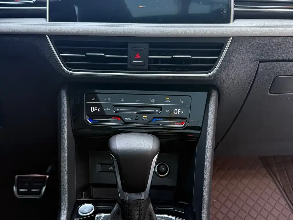 Volkswagen Tiguan L 2021 из CN, фото 8