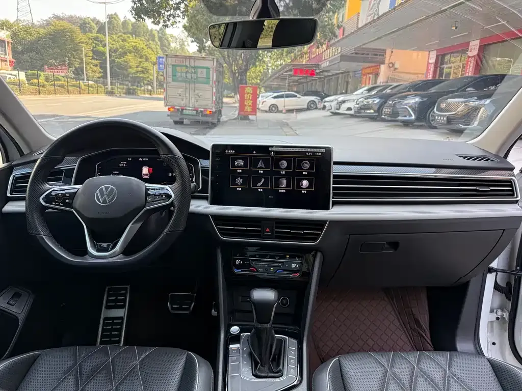 Volkswagen Tiguan L 2021 из CN, фото 7