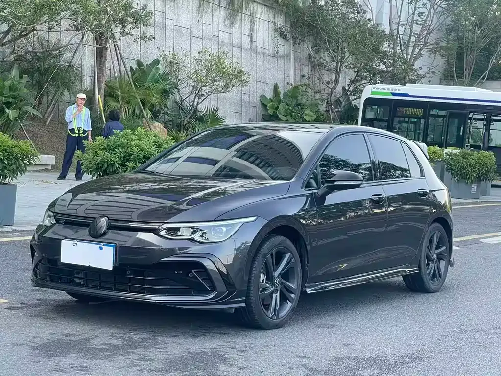 Volkswagen Golf 2021 из CN, фото 1