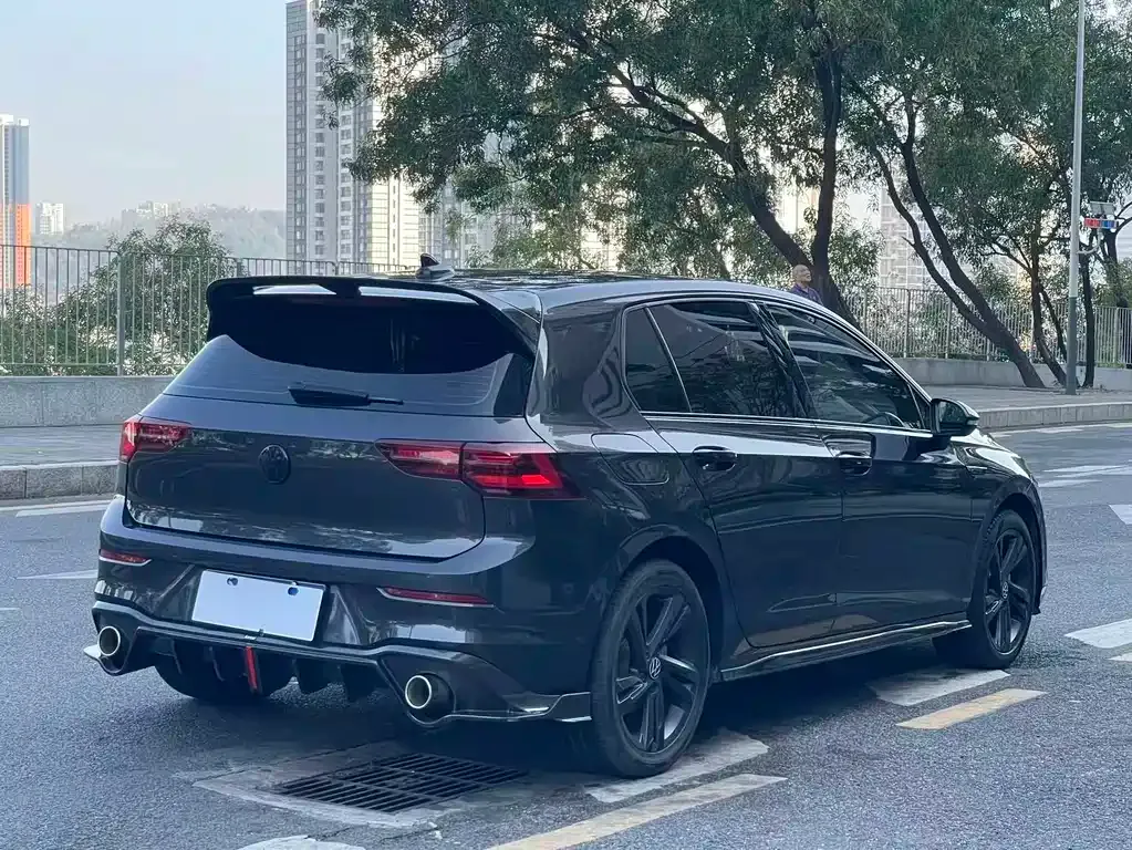 Volkswagen Golf 2021 из CN, фото 5