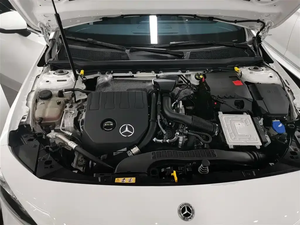 Mercedes-Benz A-Class — фото 10