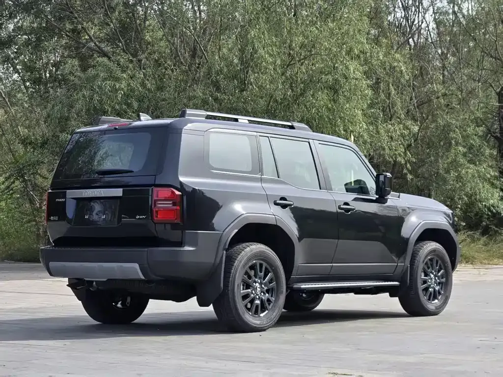 Toyota Prado 2025 из CN, фото 10