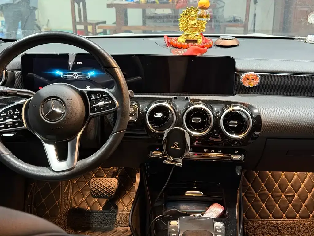 Mercedes-Benz A-Class 2021 из CN, фото 9