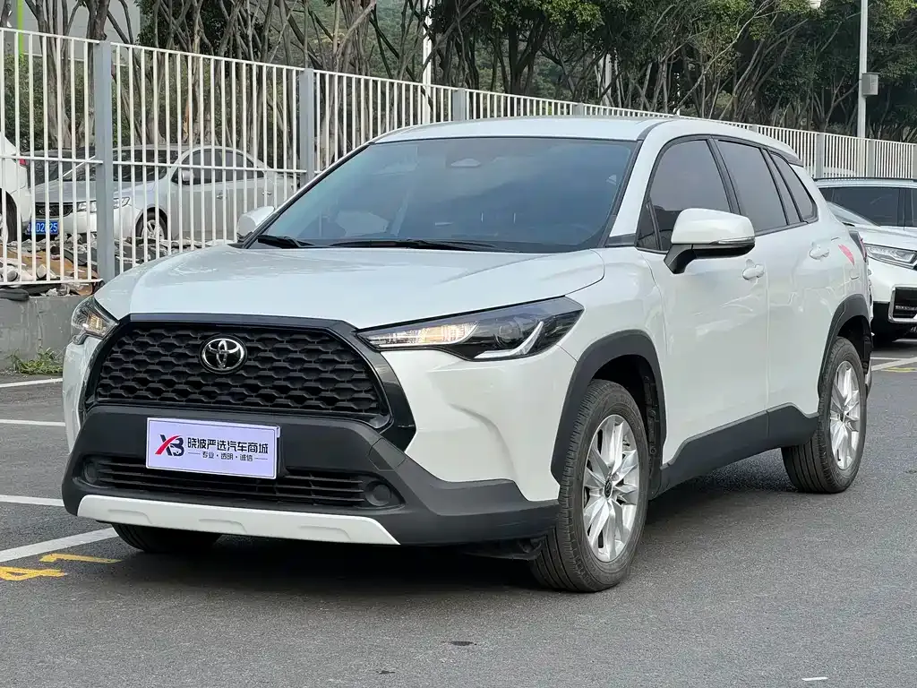 Toyota Corolla Cross 2023 из CN, фото 1