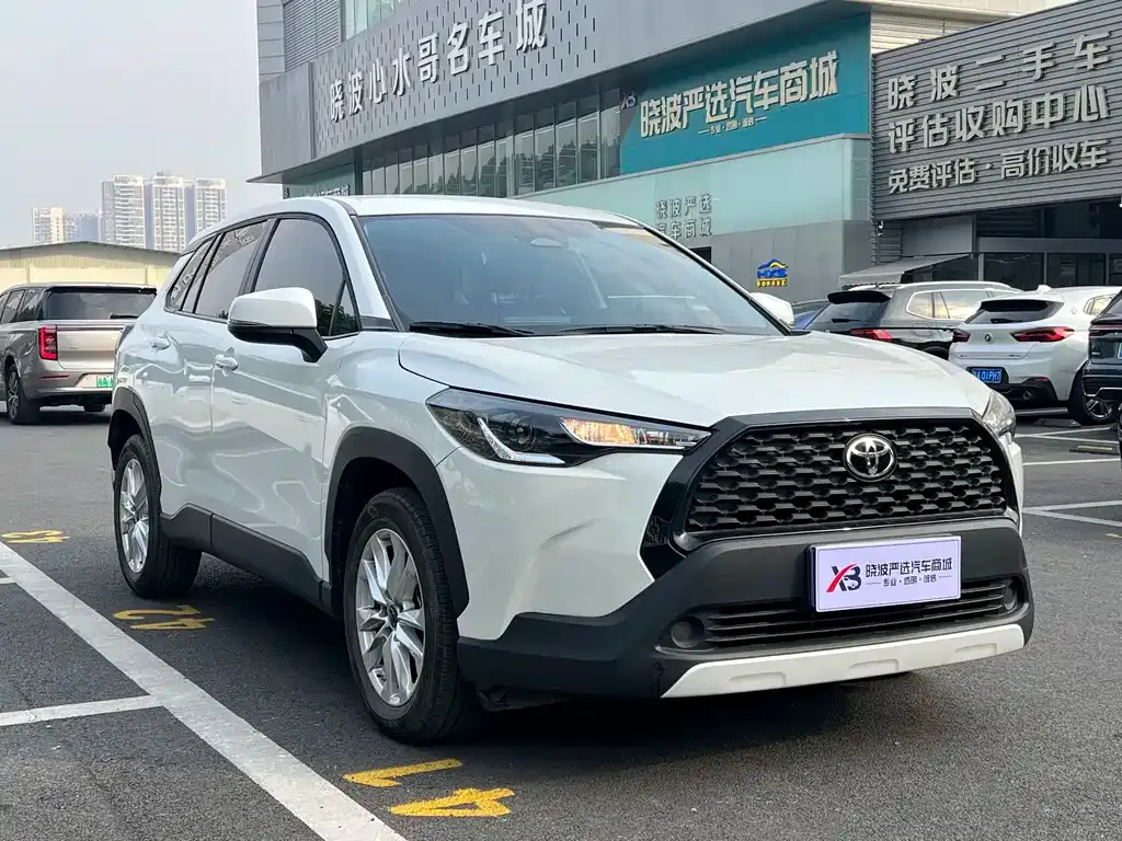 Toyota Corolla Cross 2023 из CN, фото 8