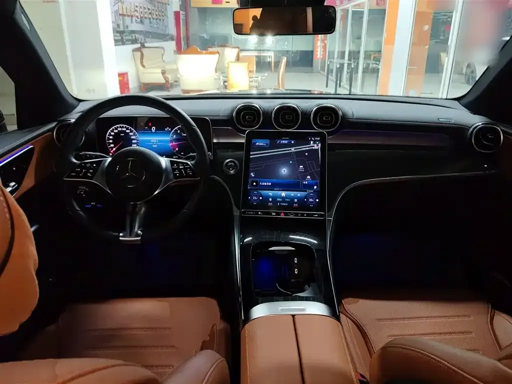 Mercedes-Benz GLC 2024 из CN, фото 2