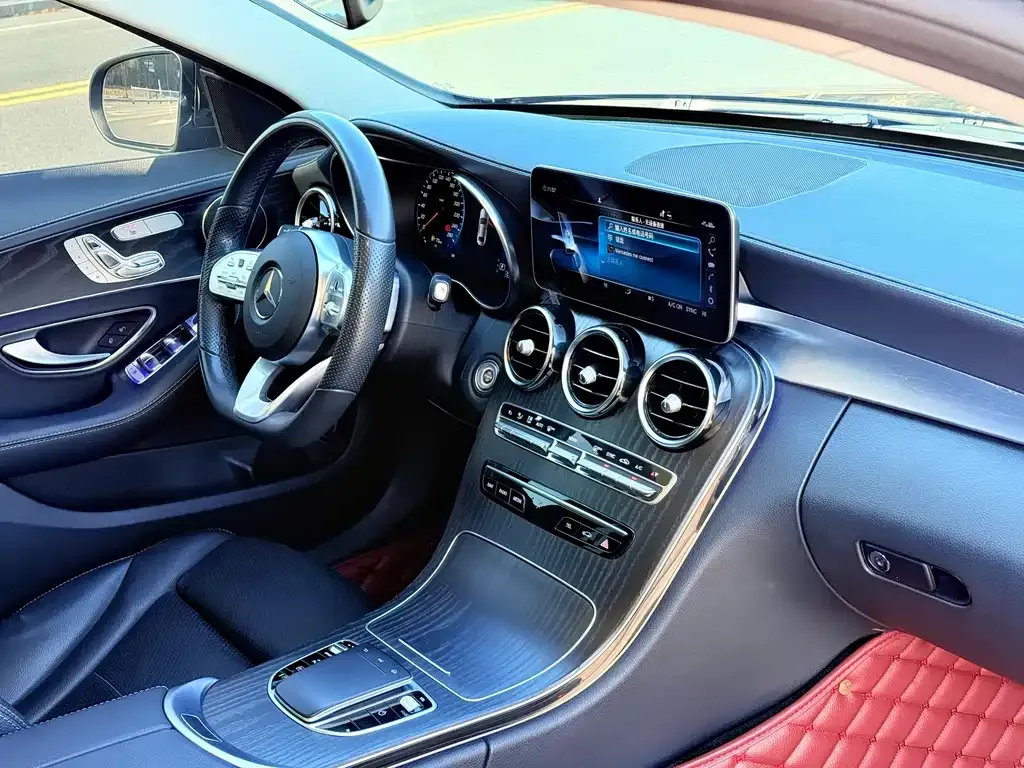 Mercedes-Benz C-Class — фото 10
