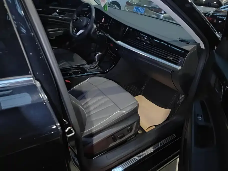 Volkswagen Passat — фото 2