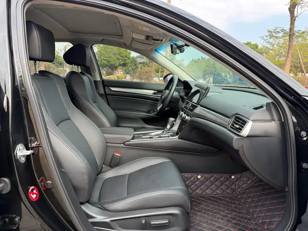 Honda Accord 2023 из CN, фото 9