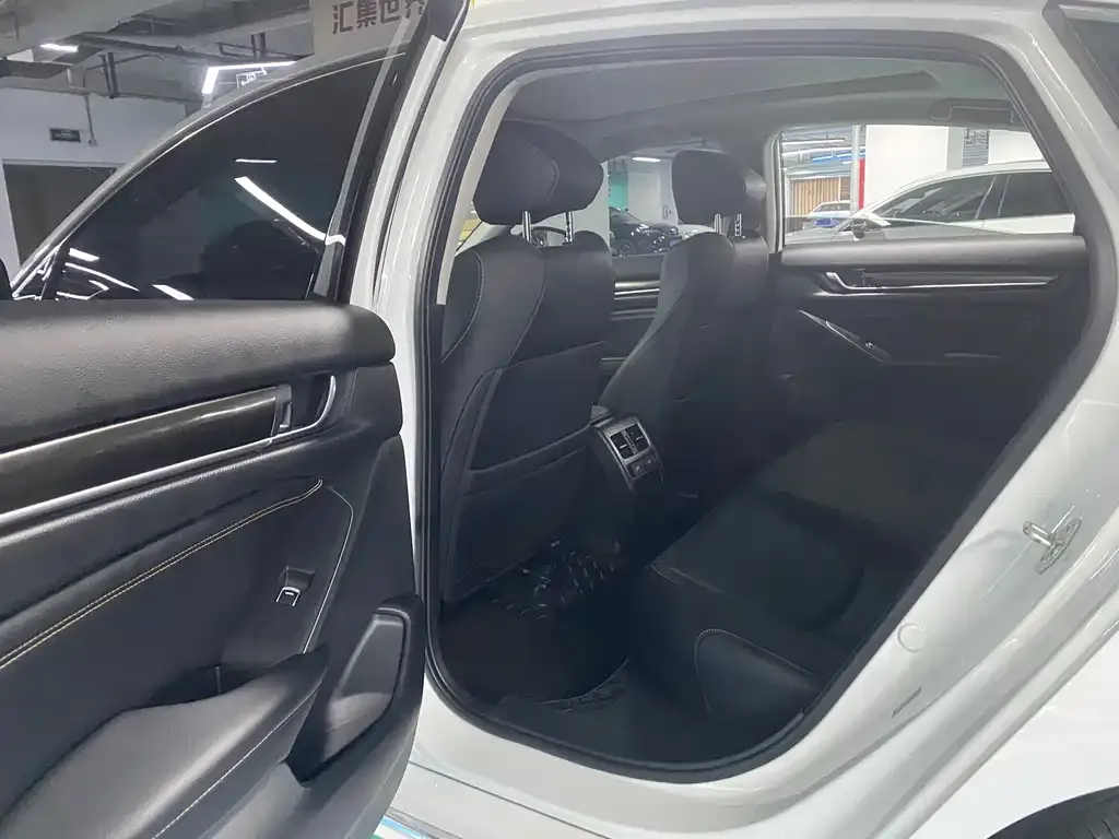 Honda Accord — фото 3