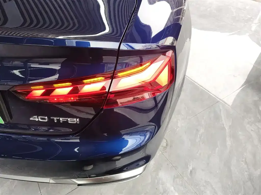 Audi A5 (Import) — фото 2