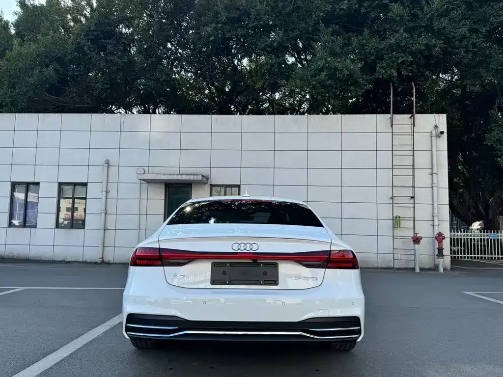 Audi A7 — фото 8