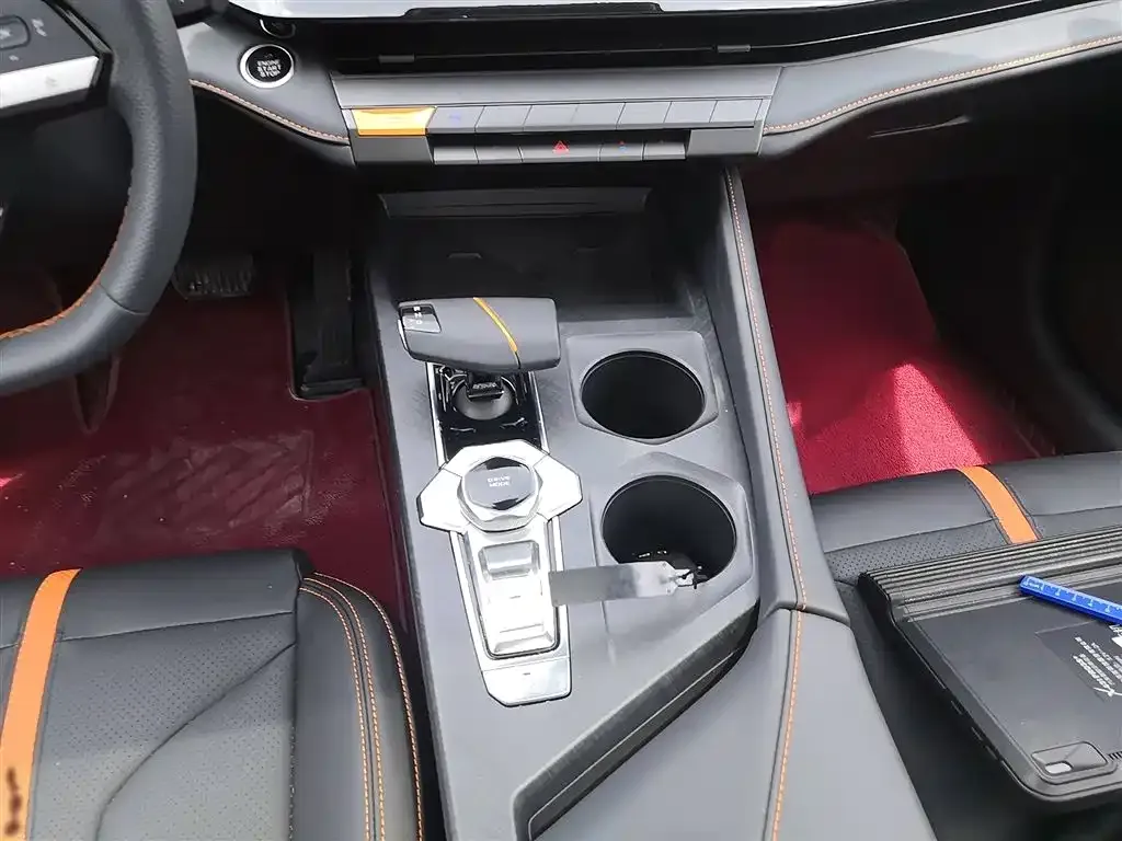 Changan UNI-V 2025 из CN, фото 7