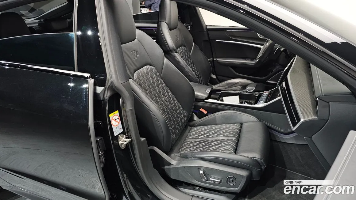 Audi S7 2022 из KR, фото 4