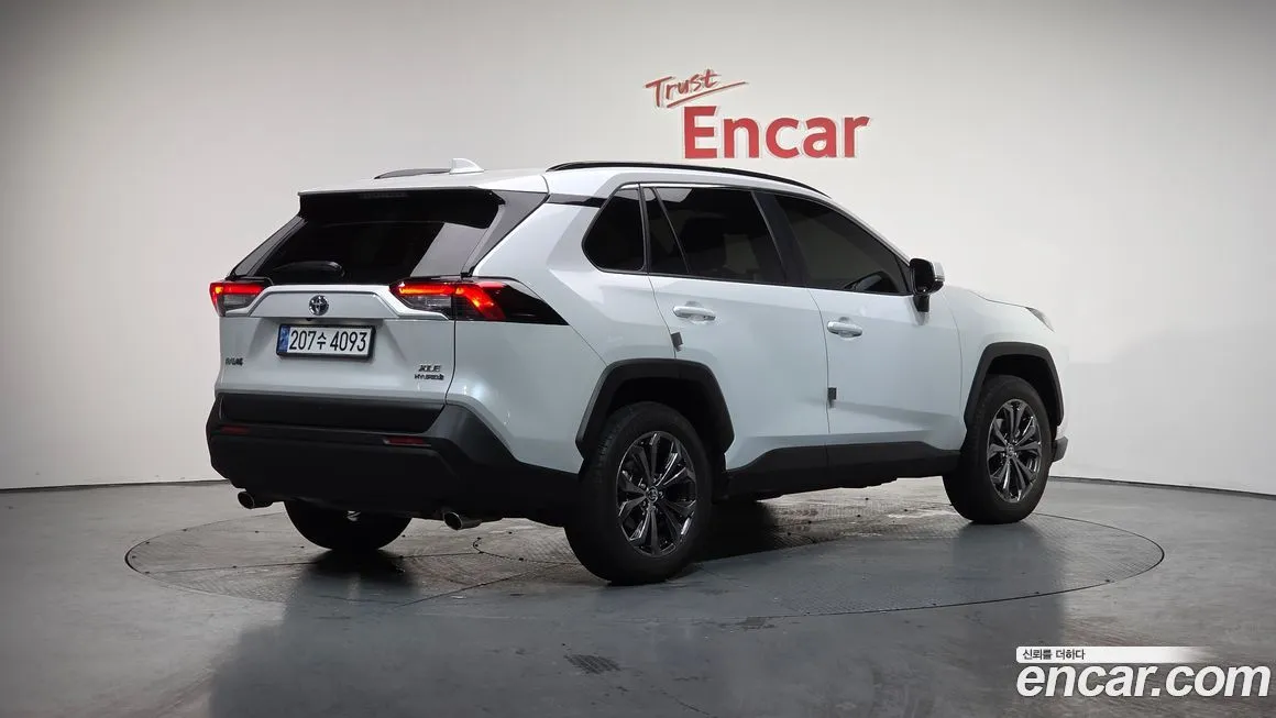 Toyota RAV4 2024 из KR, фото 6