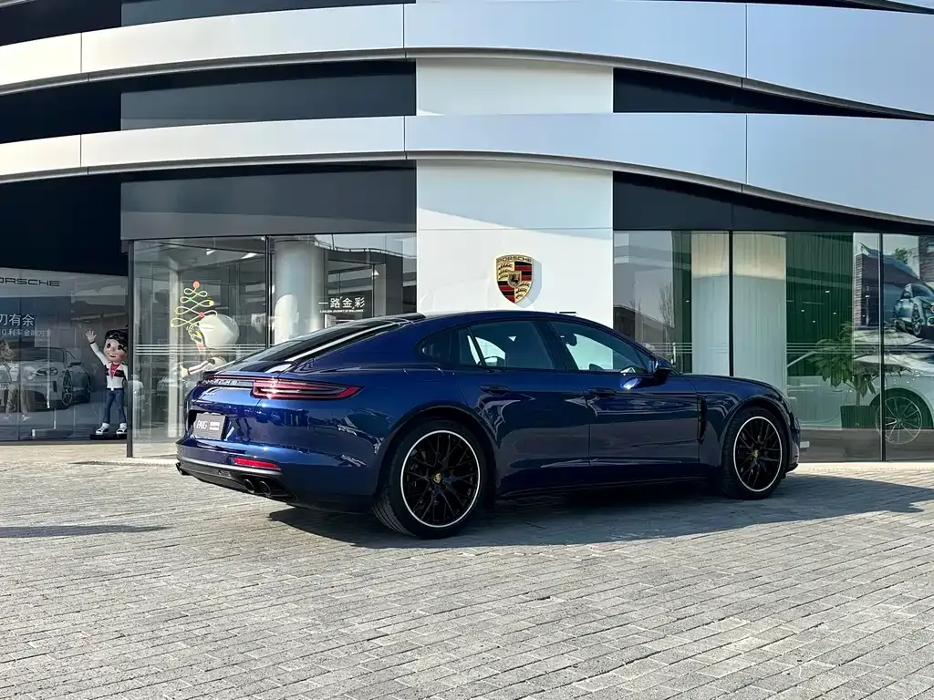 Porsche Panamera — фото 7
