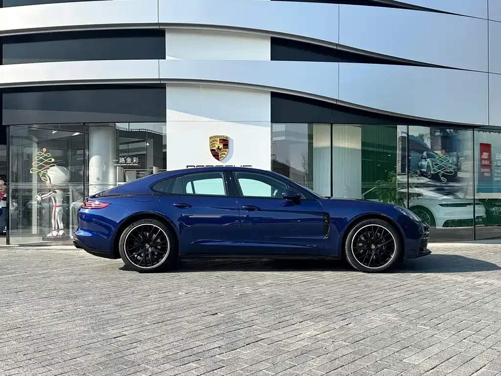 Porsche Panamera — фото 9