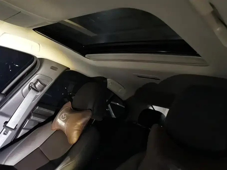 Mazda 3 Axela 2023 из CN, фото 6