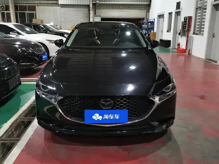 Mazda 3 Axela 2023 из CN, фото 8